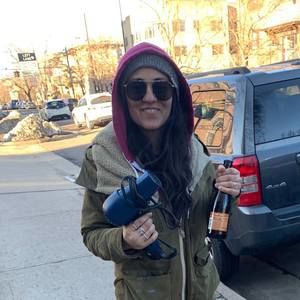 Meet your Posher, Claudia